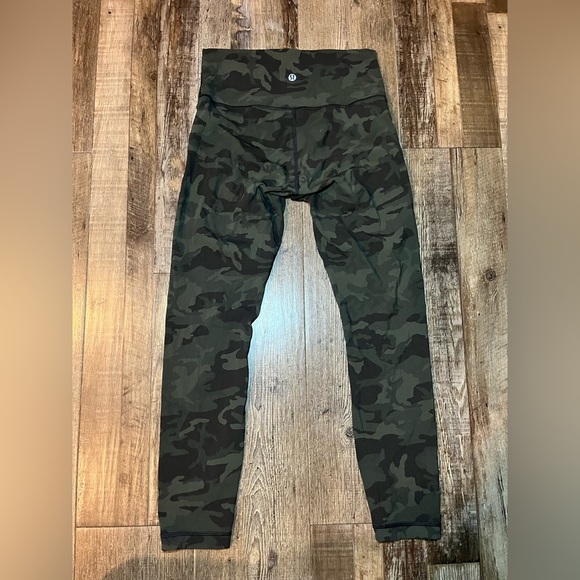 Lululemon Wunder Under High-Rise Tight 25" *Full-On Luxtreme Heritage 365 Camo 6 - Picture 6 of 8